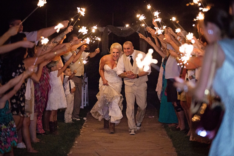 A Blush & Champagne California Barn Wedding via TheELD.com