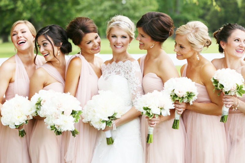 An Elegant Southern Blush Wedding via TheELD.com