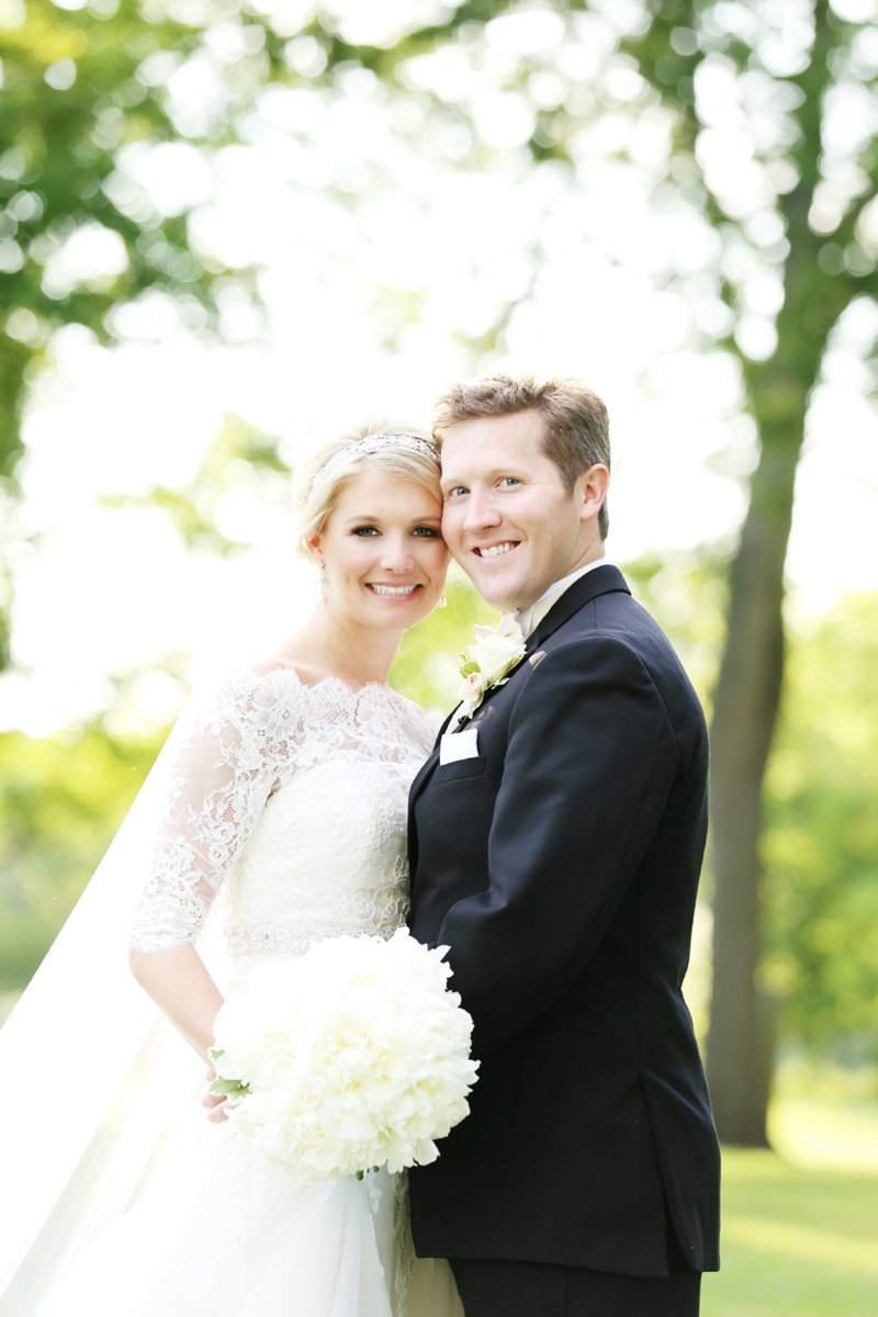 An Elegant Southern Blush Wedding via TheELD.com