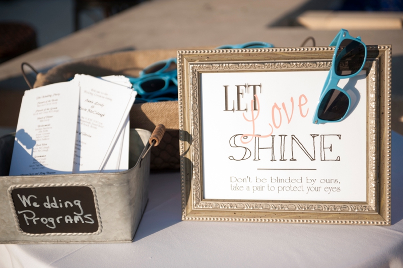 Coral and Aqua Beach Wedding via TheELD.com