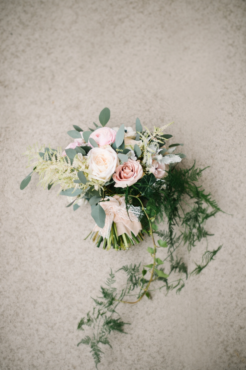 Elegant Blush and Champagne Wedding via TheELD.com