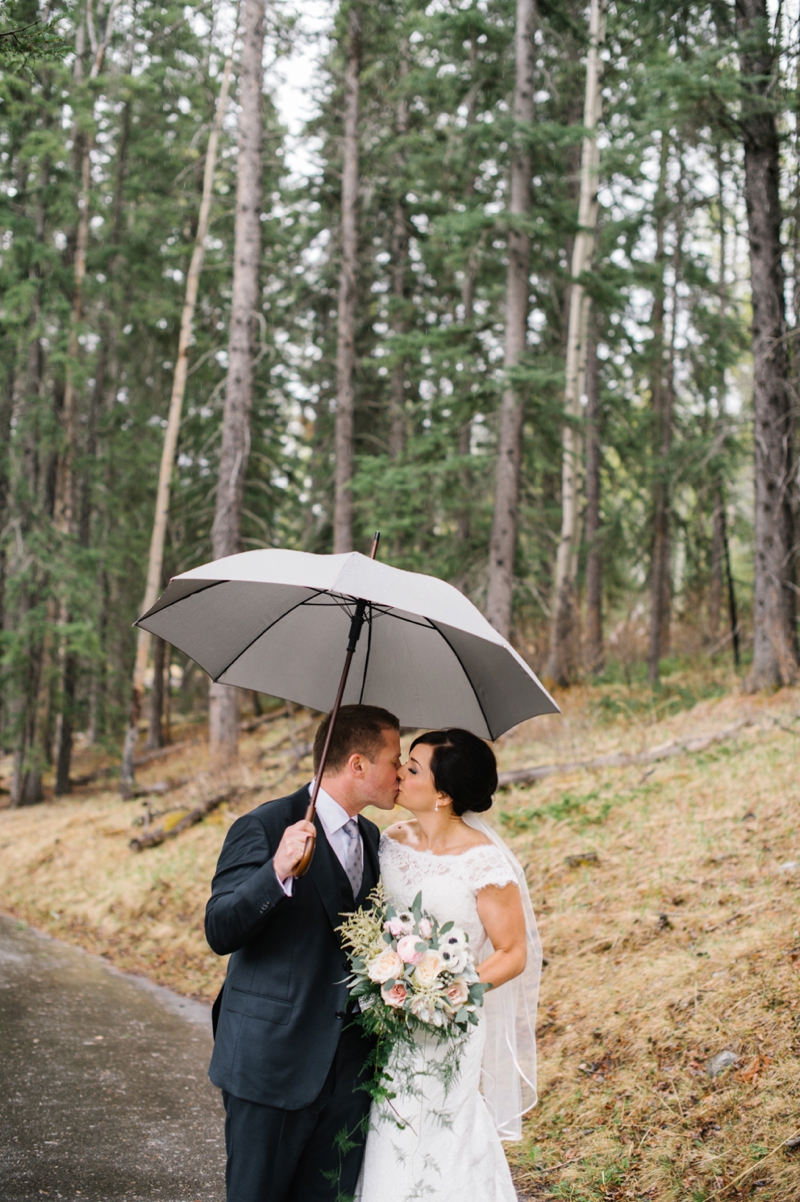 Elegant Blush and Champagne Wedding via TheELD.com