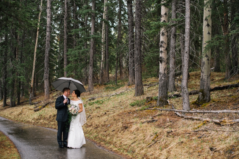 Elegant Blush and Champagne Wedding via TheELD.com