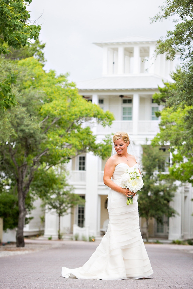 Navy and Green Destination Wedding via TheELD.com