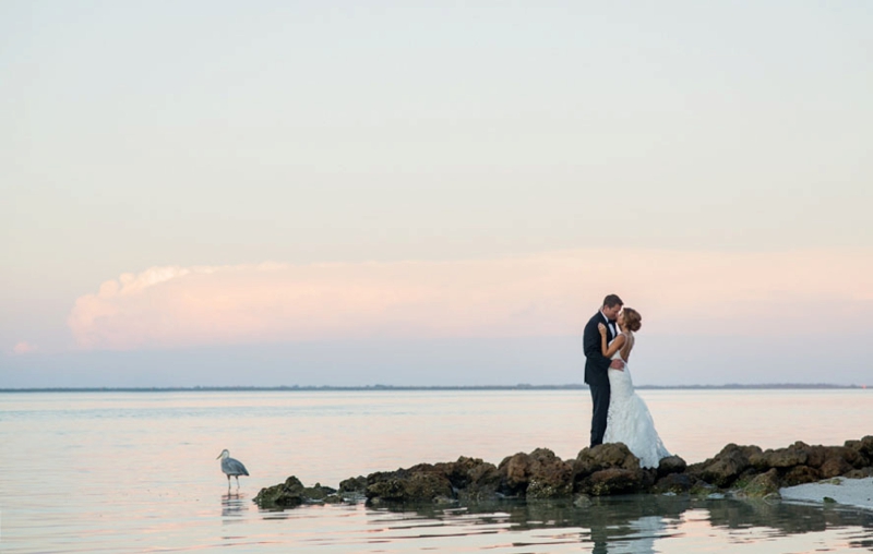 Organic, Blueberry Inspired Florida Wedding via TheELD.com