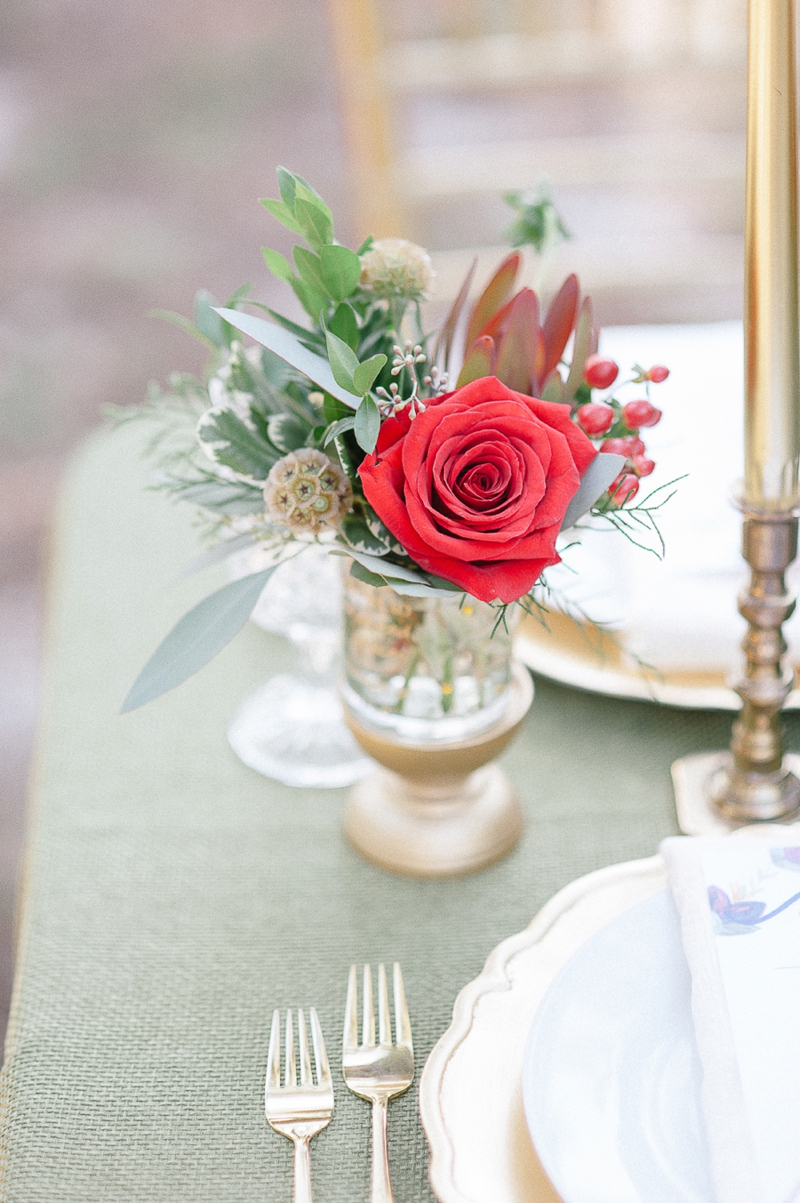 Romantic Red and Green Wedding Ideas via TheELD.com