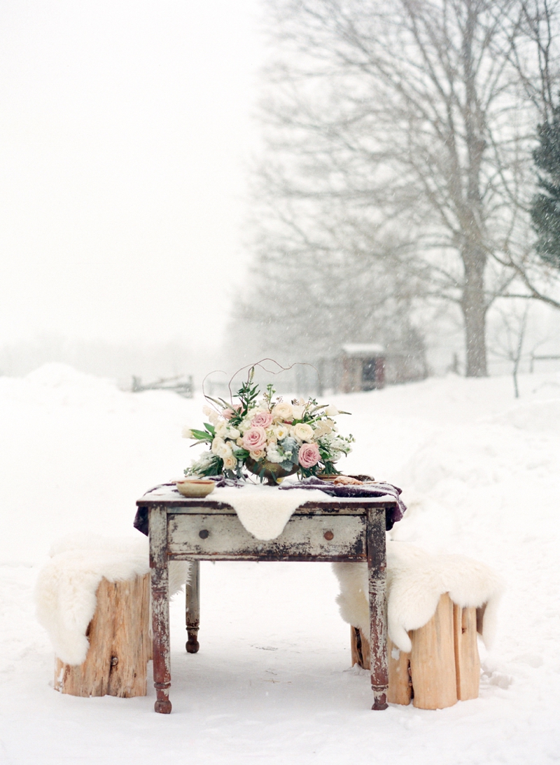 Winter Engagement Party Ideas via TheELD.com