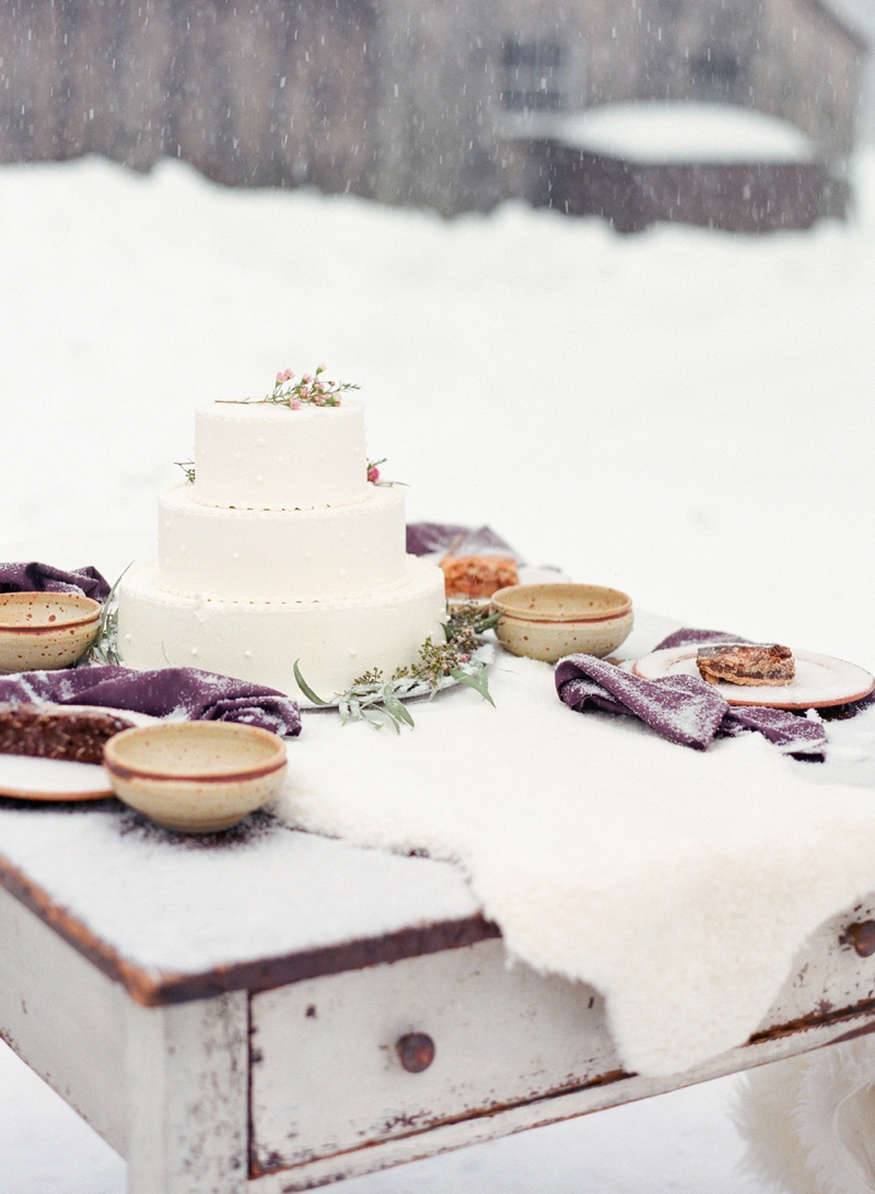 Winter Engagement Party Ideas via TheELD.com