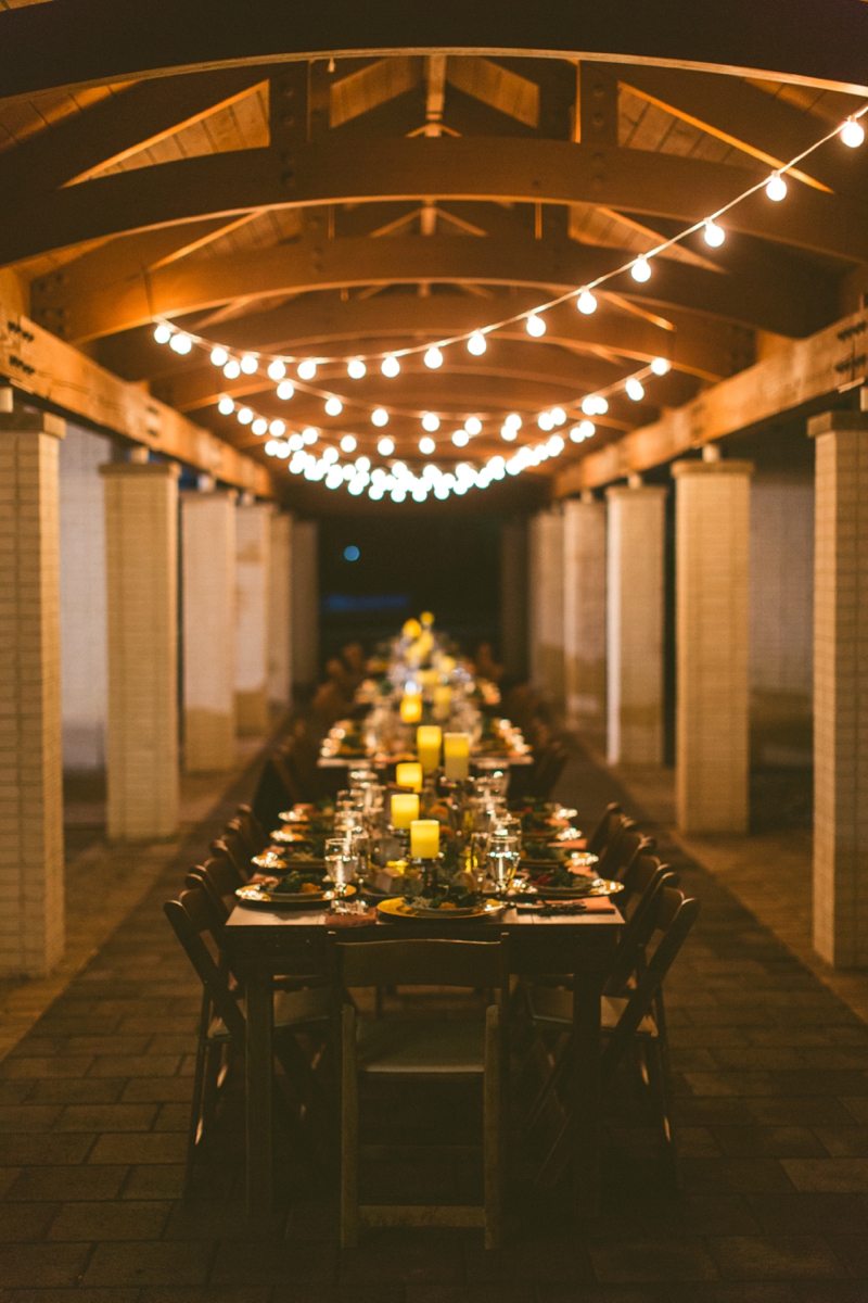 A Candlelit Red & Gold Jacksonville Wedding via TheELD.com