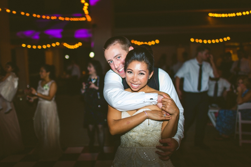 A Candlelit Red & Gold Jacksonville Wedding via TheELD.com