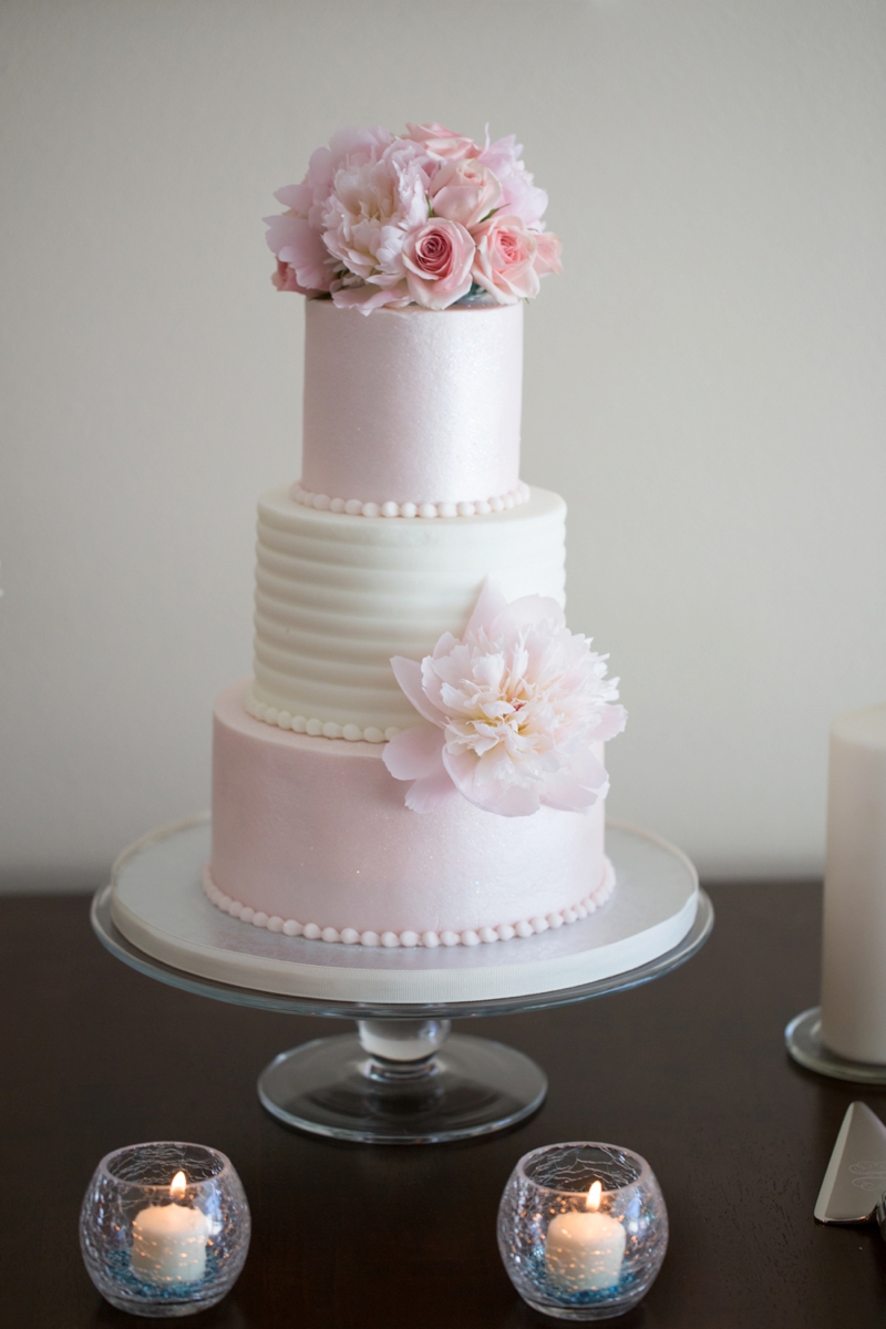 An Intimate Pink and Aqua Wedding via TheELD.com