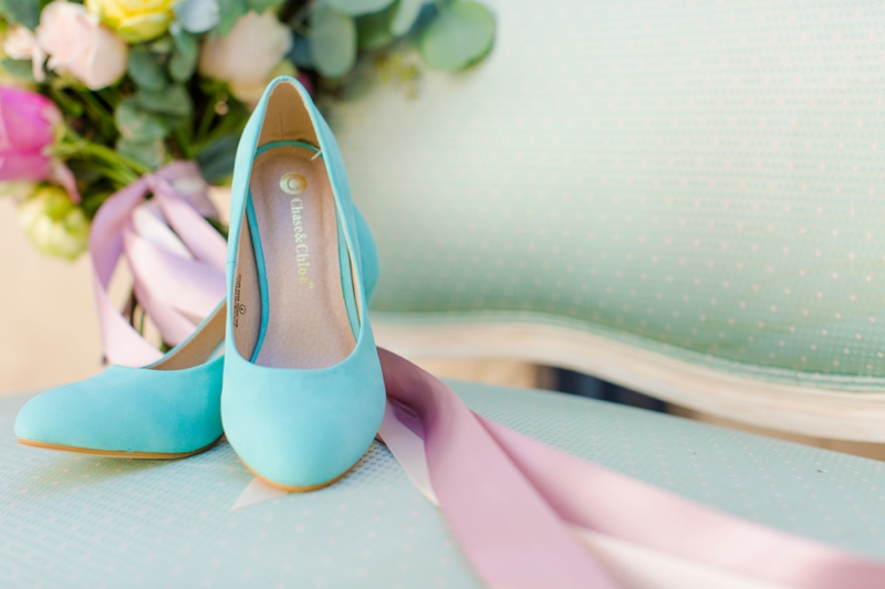 Colorful 60s Inspired Wedding Ideas via TheELD.com