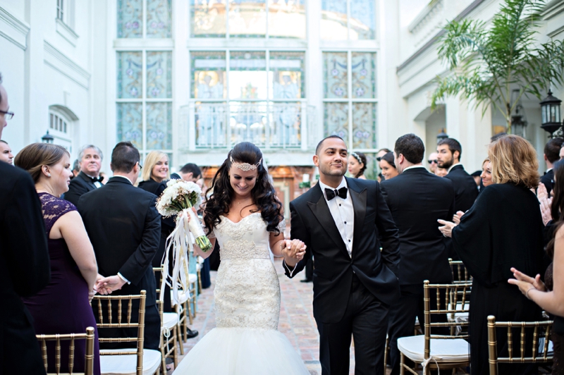 Elegant Black, White & Gold Wedding via TheELD.com