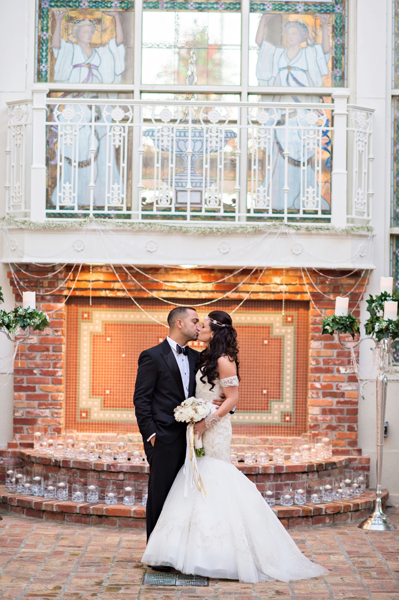 Elegant Black, White & Gold Wedding via TheELD.com