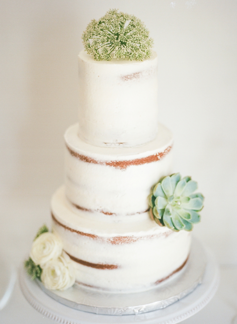 Fresh, Organic and Modern Wedding Ideas via TheELD.com