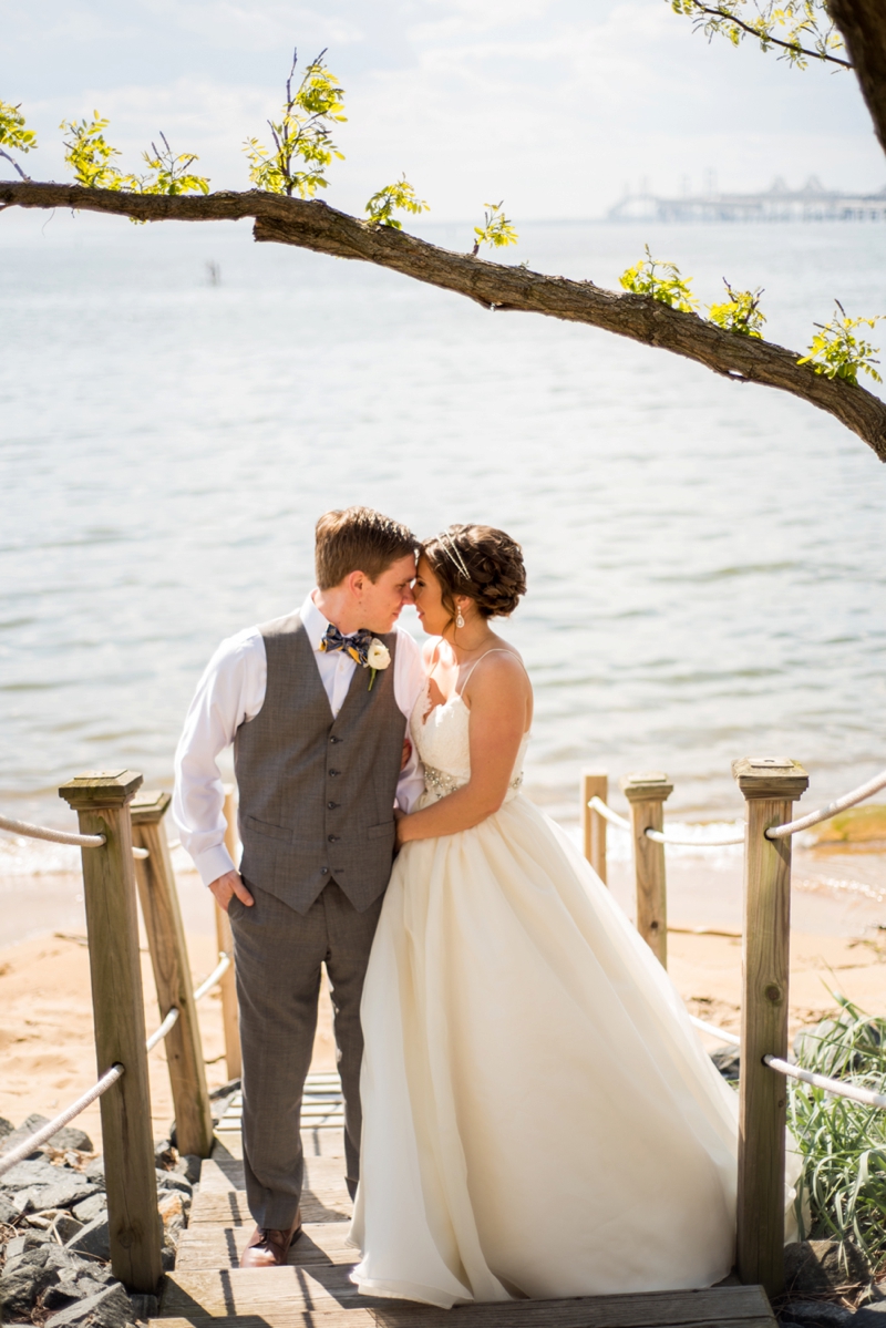 Chic, Eclectic & Colorful Maryland Wedding via TheELD.com