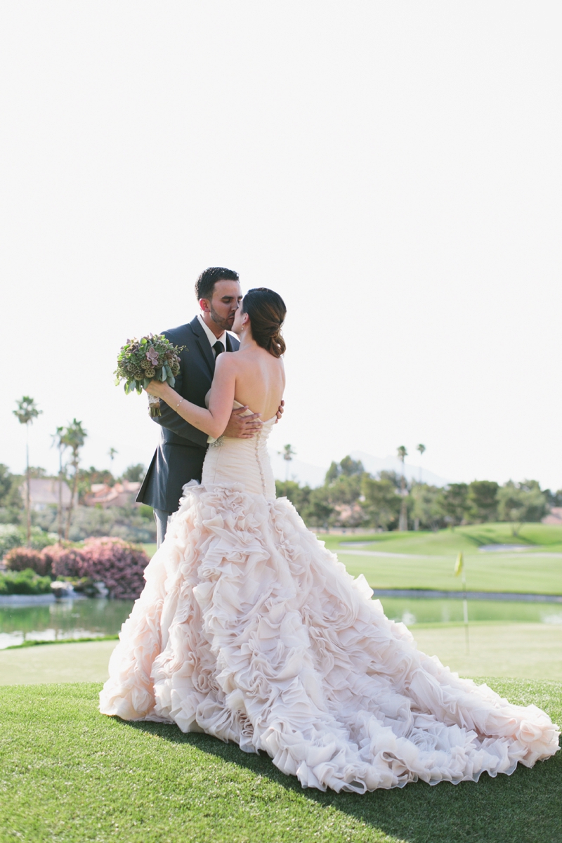 Romantic Blush and Gold Las Vegas Wedding via TheELD.com