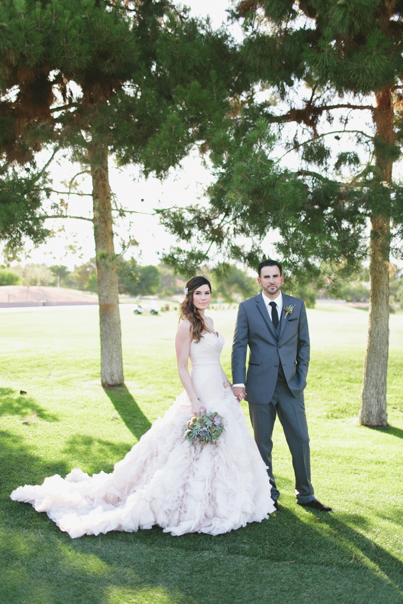 Romantic Blush and Gold Las Vegas Wedding via TheELD.com