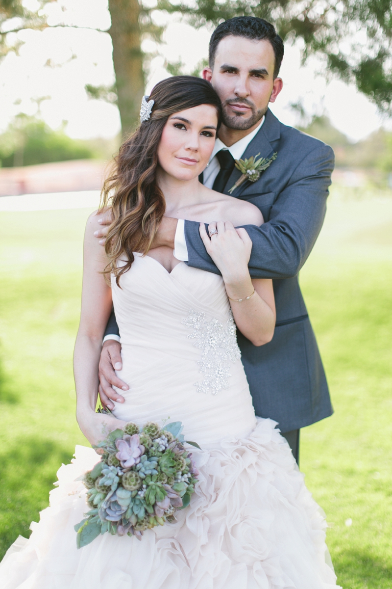 Romantic Blush and Gold Las Vegas Wedding via TheELD.com