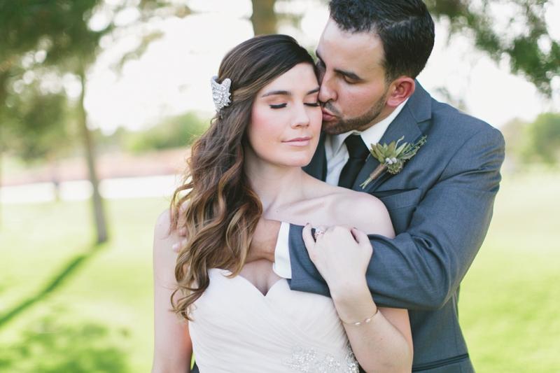 Romantic Blush and Gold Las Vegas Wedding via TheELD.com