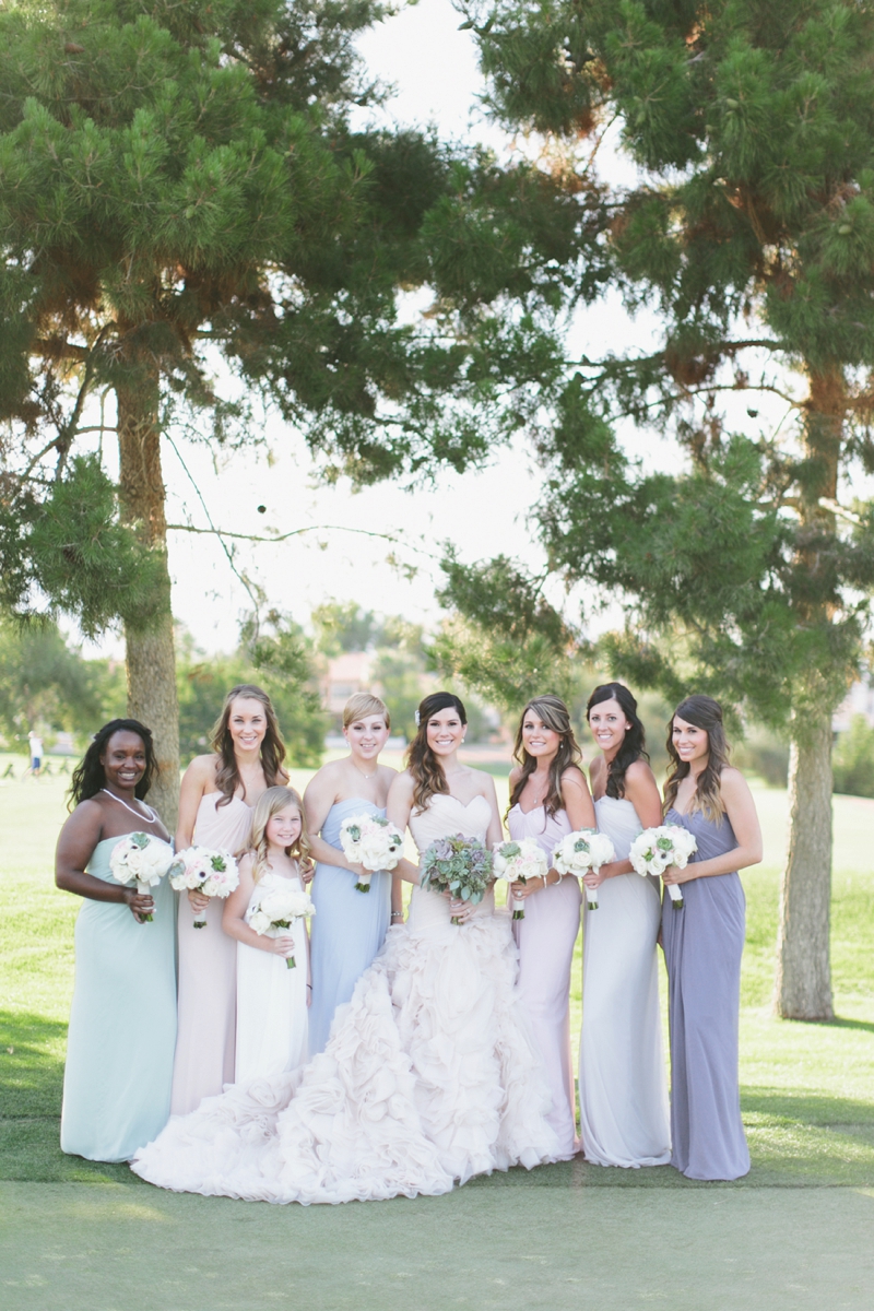 Romantic Blush and Gold Las Vegas Wedding via TheELD.com