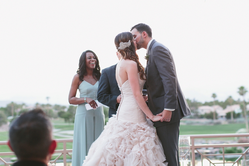 Romantic Blush and Gold Las Vegas Wedding via TheELD.com