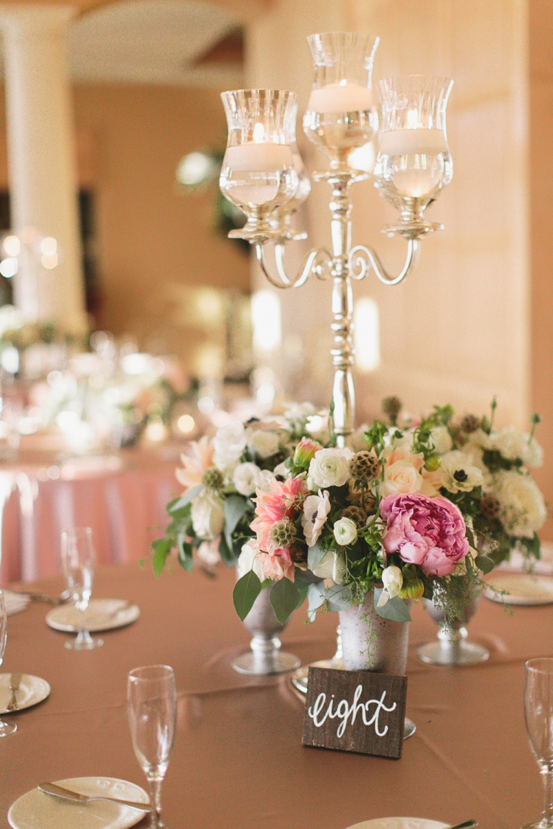 Romantic Blush and Gold Las Vegas Wedding via TheELD.com