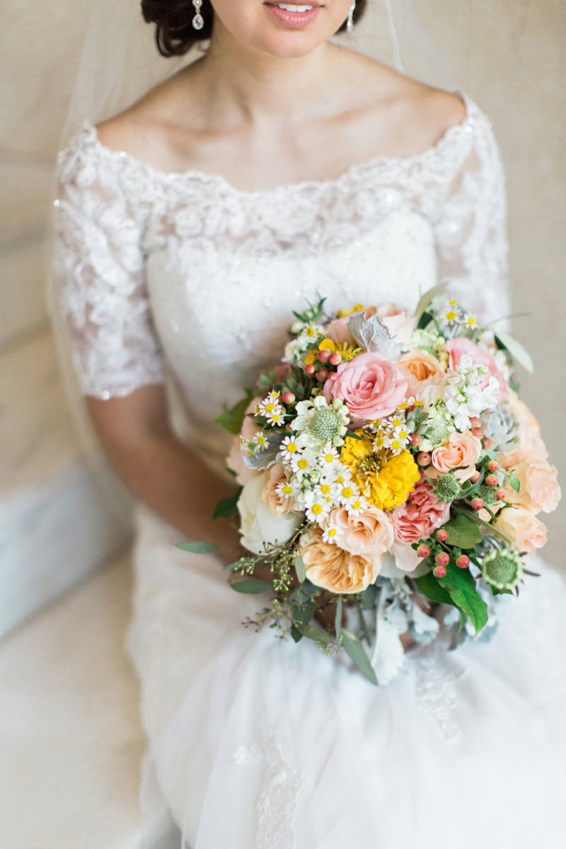 Romantic Navy & Blush Oklahoma Wedding via TheELD.com