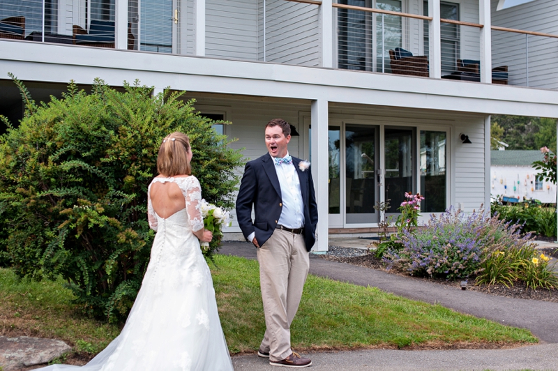 A Pink & Navy Maine Wedding via TheELD.com