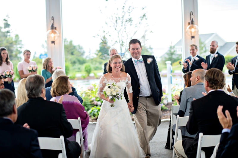 A Pink & Navy Maine Wedding via TheELD.com