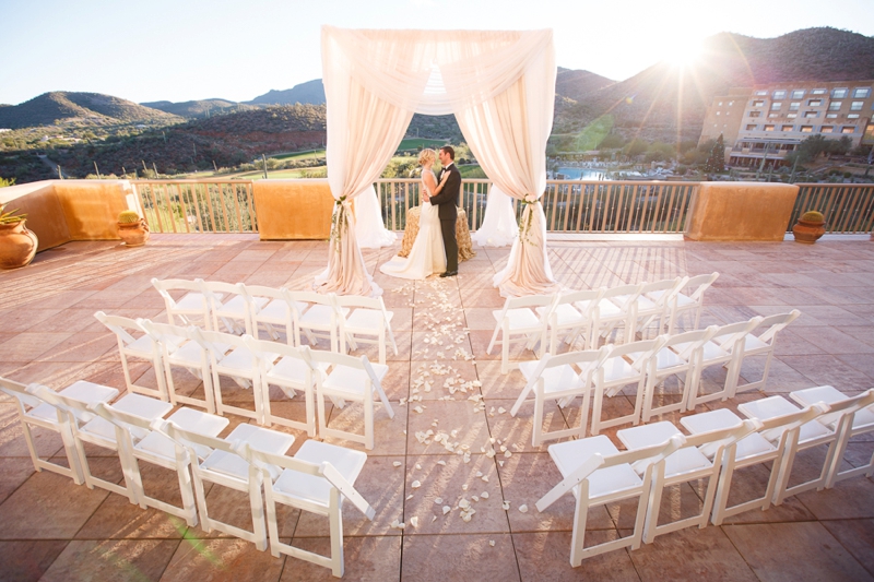 Timeless Blush and Gold Wedding Ideas via TheELD.com