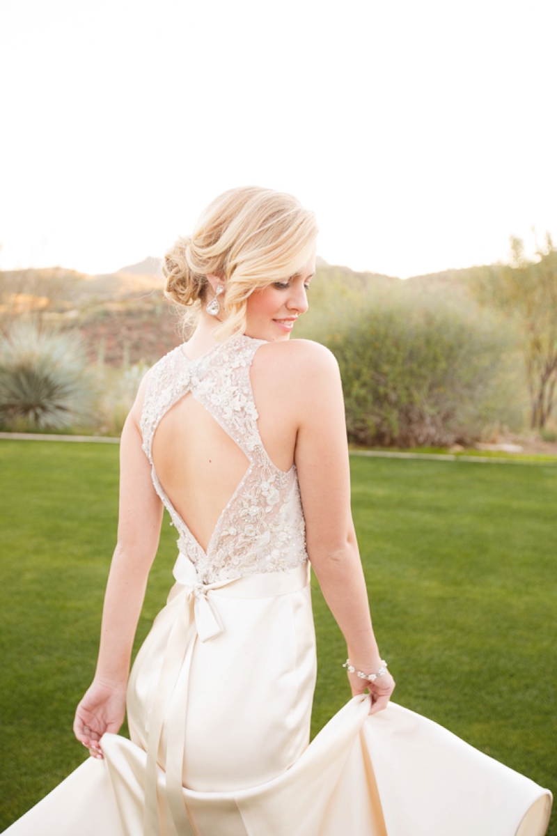 Timeless Blush and Gold Wedding Ideas via TheELD.com