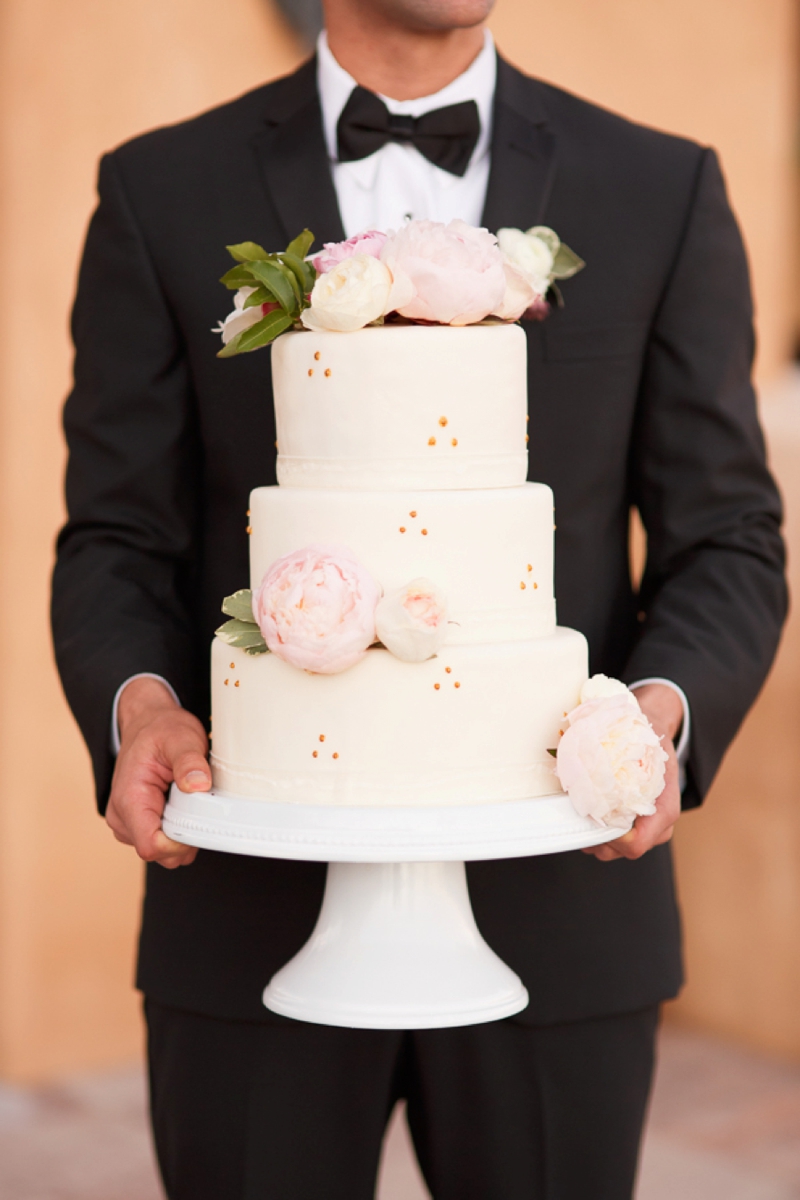 Timeless Blush and Gold Wedding Ideas via TheELD.com