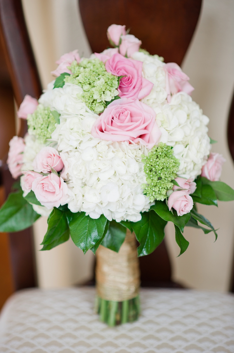 Elegant North Carolina Pink and Gold Wedding via TheELD.com