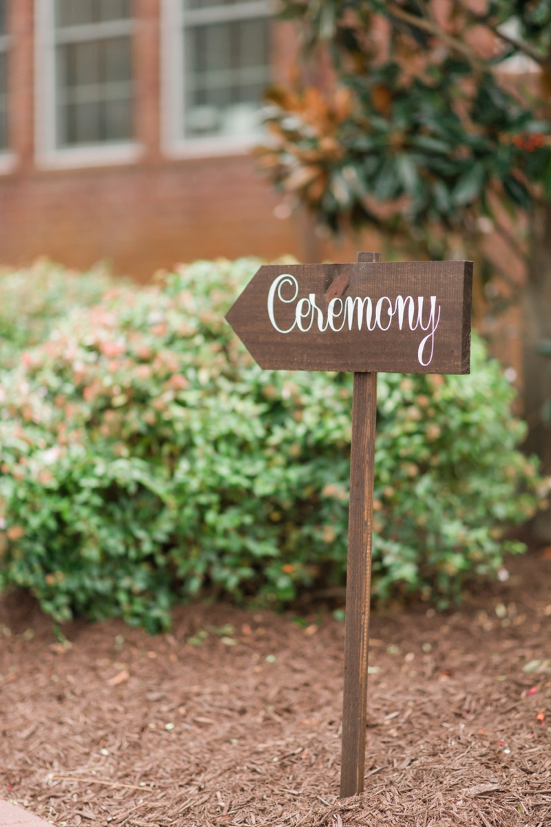 Elegant North Carolina Pink and Gold Wedding via TheELD.com