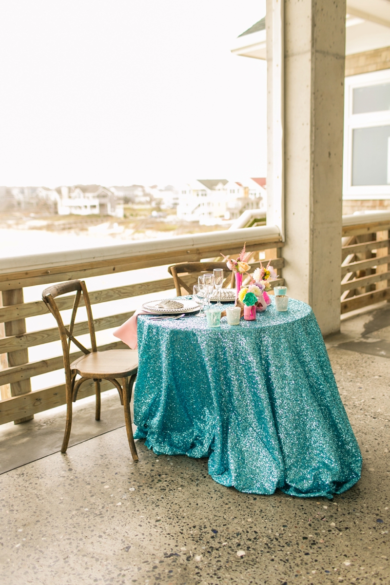 Cheerful Pink and Aqua Wedding Ideas via TheELD.com