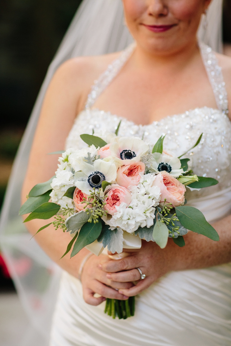 Classic Peach and Navy Chicago Wedding via TheELD.com