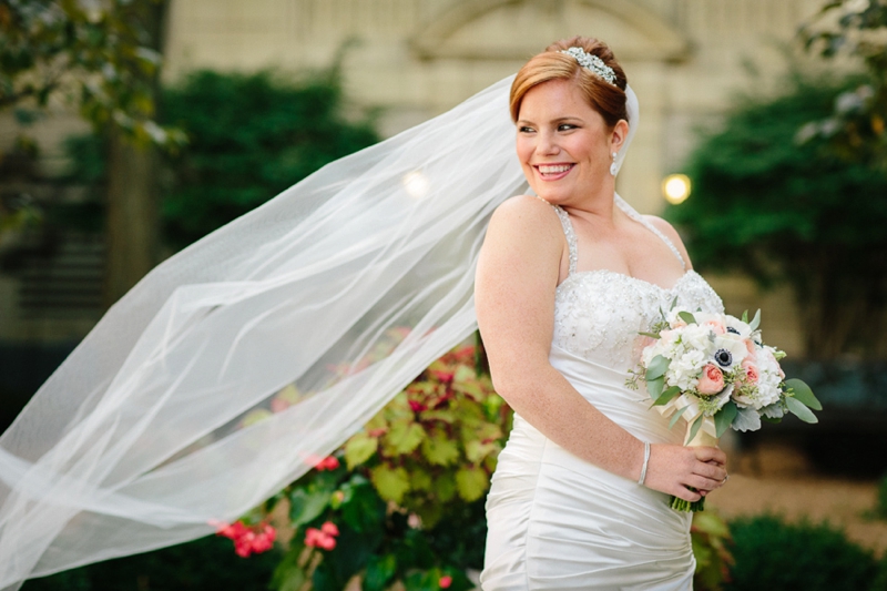 Classic Peach and Navy Chicago Wedding via TheELD.com