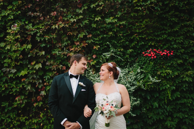 Classic Peach and Navy Chicago Wedding via TheELD.com