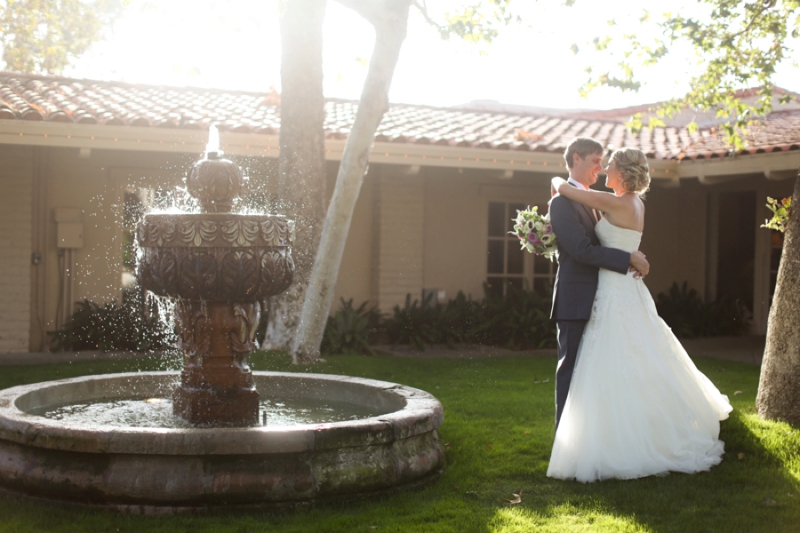 Earthy & Romantic San Diego Wedding via TheELD.com