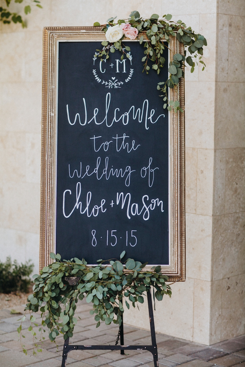 Garden Inspired Pink and Navy Arizona Wedding via TheELD.com