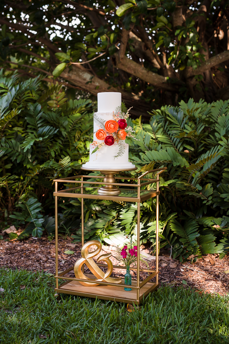 Botanical Bridal Shower Ideas via TheELD.com