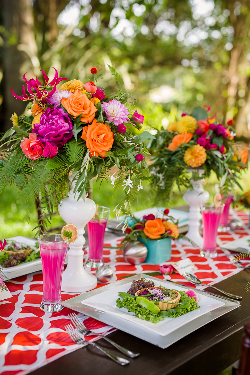 Botanical Bridal Shower Ideas via TheELD.com