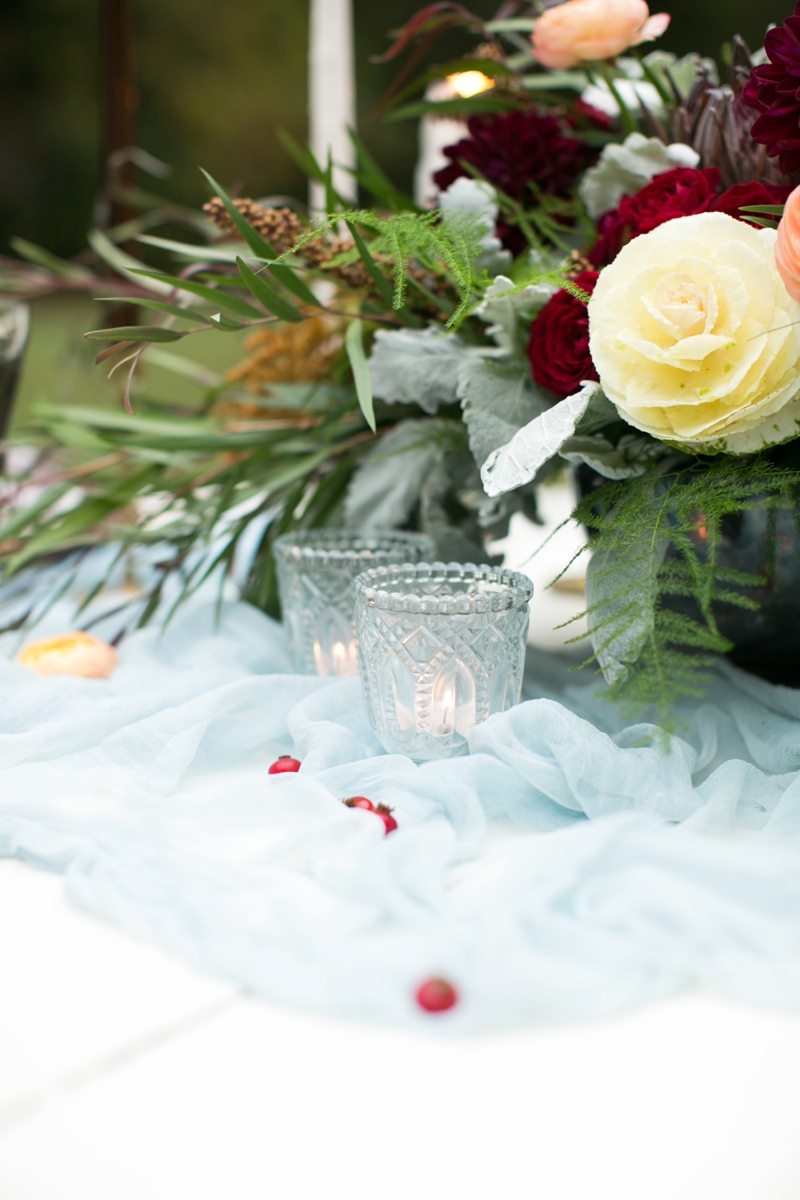 Romantic Red and Blue Wedding Inspiration via TheELD.com