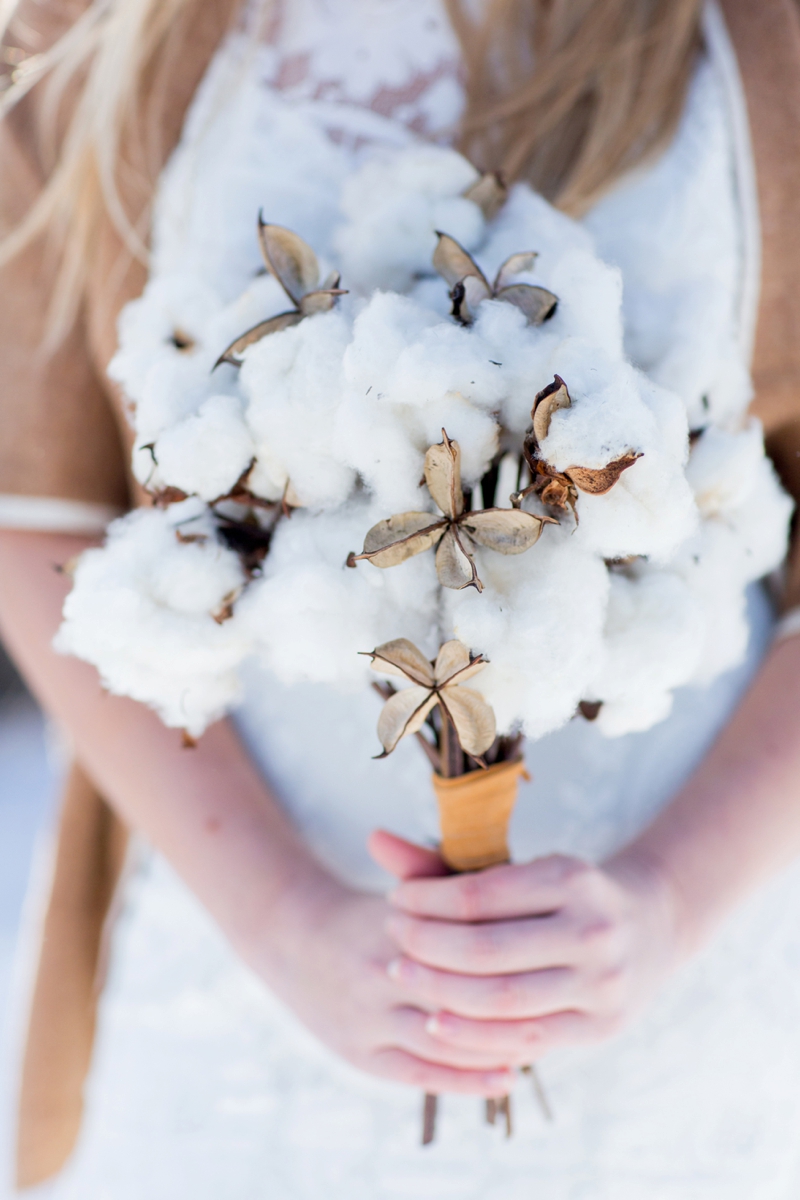 Rustic Elegant Winter Wedding Ideas via TheELD.com