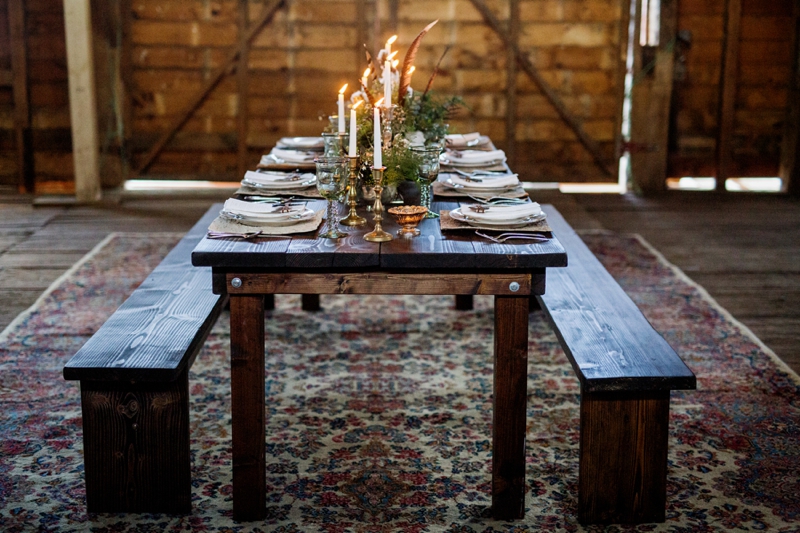 Rustic Elegant Winter Wedding Ideas via TheELD.com