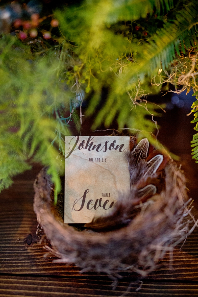 Rustic Elegant Winter Wedding Ideas via TheELD.com