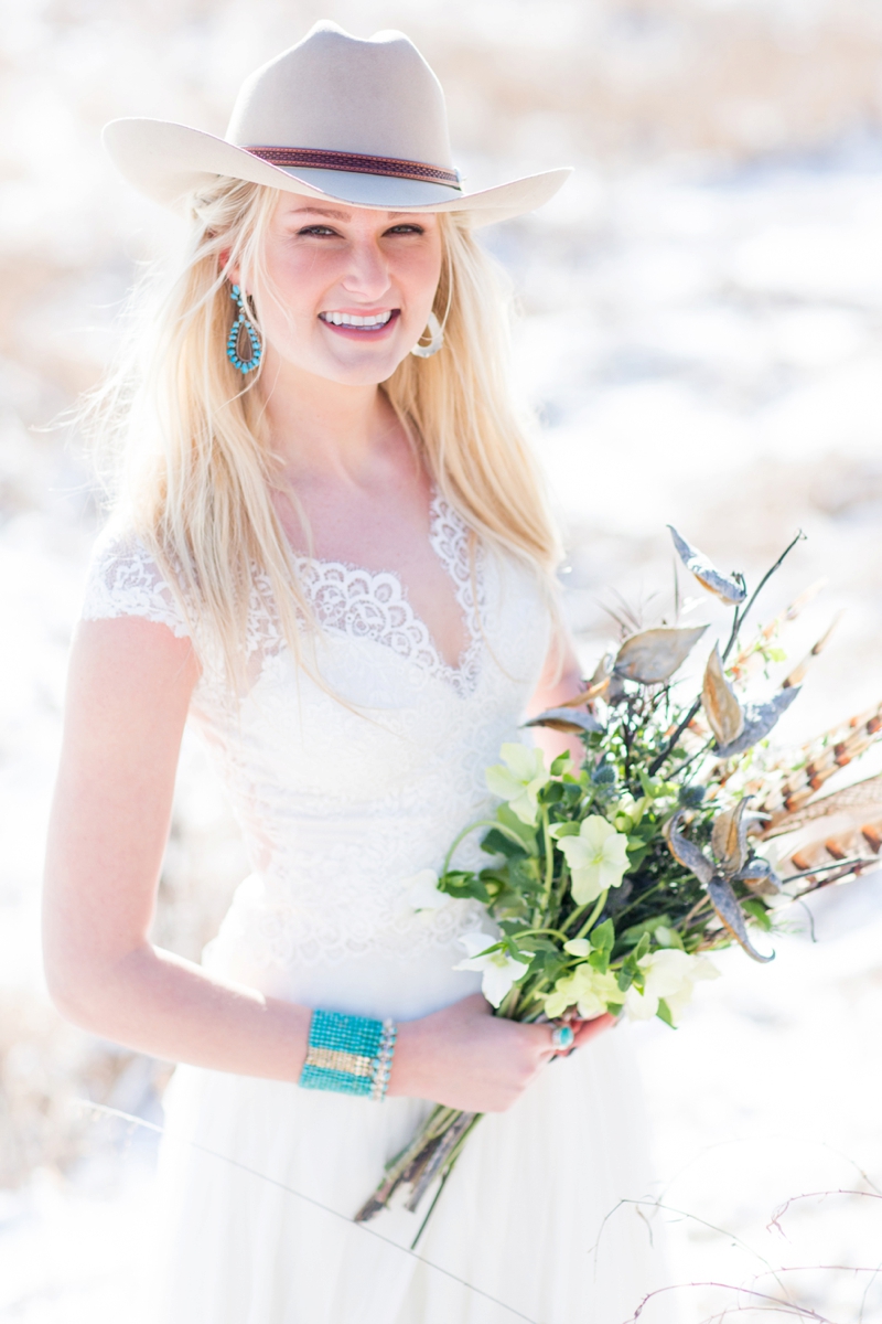 Rustic Elegant Winter Wedding Ideas via TheELD.com