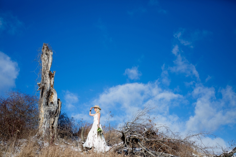 Rustic Elegant Winter Wedding Ideas via TheELD.com