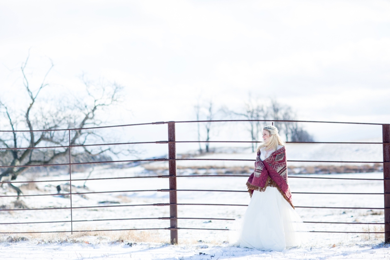 Rustic Elegant Winter Wedding Ideas via TheELD.com